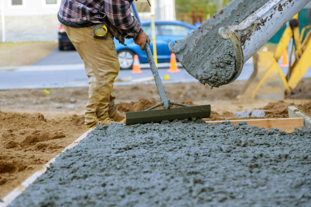Best Concrete Sidewalk Installation  in Gloucester Point, VA